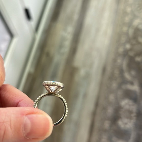 Everly Farrah ring - Picture 3 of 6